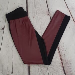 Tinley Road vegan leather motto leggings medium